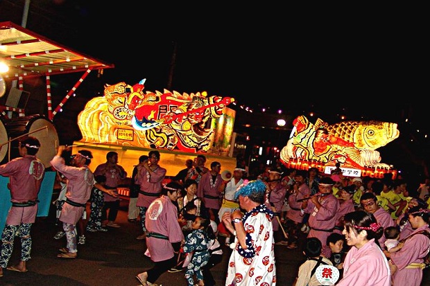 Những cuộc diễu hành trong lễ hội Nebuta Nhật Bản