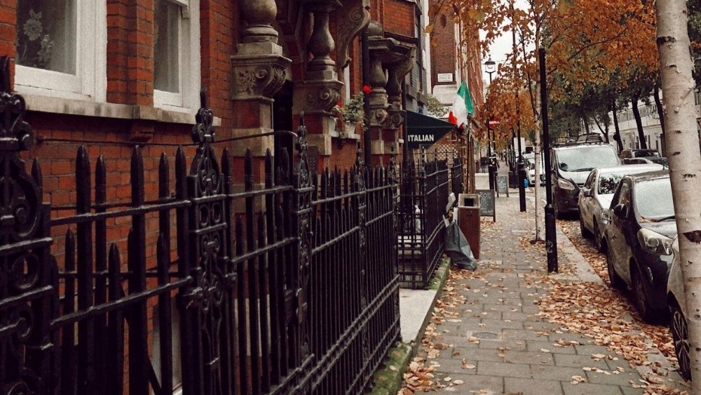 M&ugrave;a thu rực rỡ&nbsp; tại London