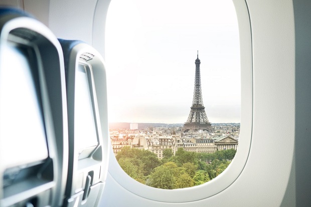 Lựa chọn vé máy bay đi Paris giá rẻ