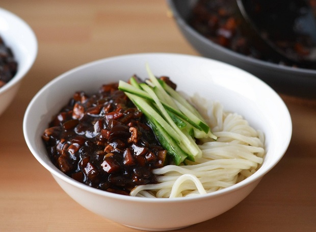 Jajangmyeon