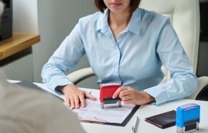 hồ sơ xin visa du học h&egrave; Anh