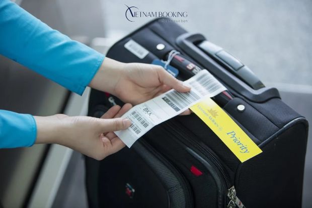 Gi&aacute; h&agrave;nh l&yacute; k&yacute; gửi Vietnam Airlines quốc tế