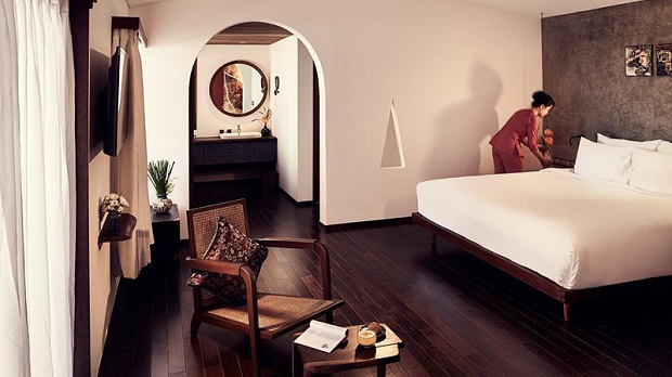 Phòng ngủ tông màu trầm ấm