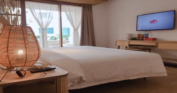 Phòng ngủ có cửa sổ