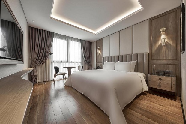 Khách sạn gần Nhà thờ Đức Bà - La Siesta Premium Saigon