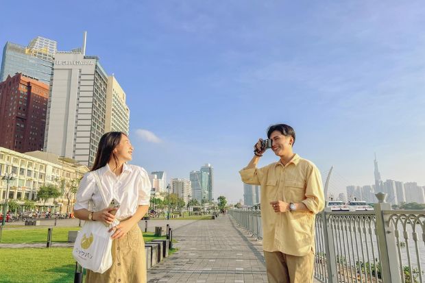 Dạo chơi tại công viên Sông Bạch Đằng 