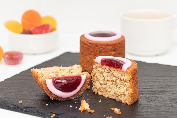 Runeberg Torte là món bánh ngọt phổ biến và được người dân địa phương lẫn du khách quốc tế yêu thích Runeberg Torte