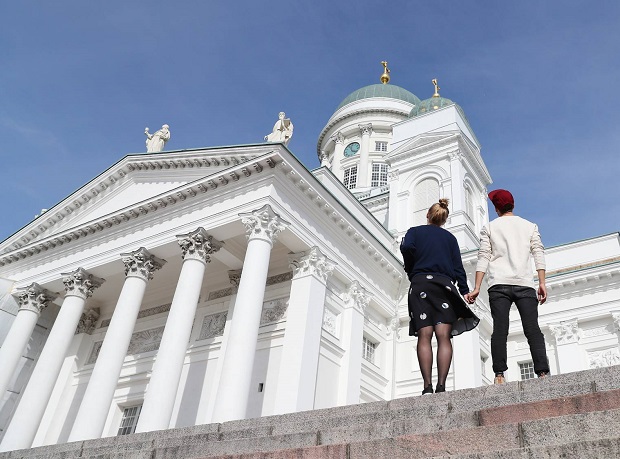 Helsinki nổi tiếng với nhiều địa điểm tham quan với kiến trúc xây dựng cổ điển và mang đậm văn hóa lịch sử Thời gian bay đi Helsinki