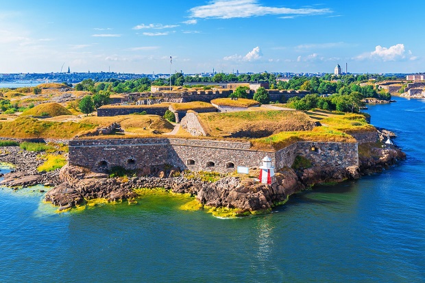 Toàn cảnh không gian rộng lớn của pháo đài Suomenlinna Pháo đài Suomenlinna