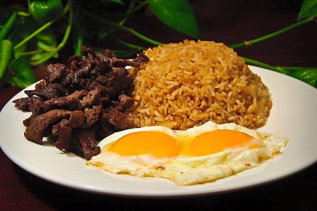 Cơm Tapsilog
