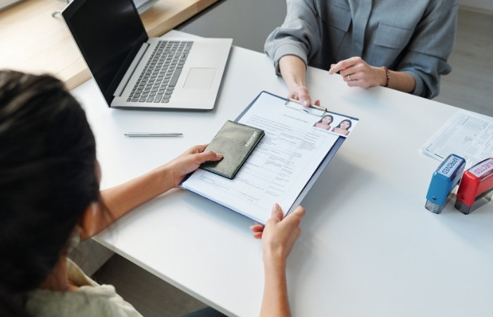 hồ&nbsp;sơ xin visa S&iacute;p