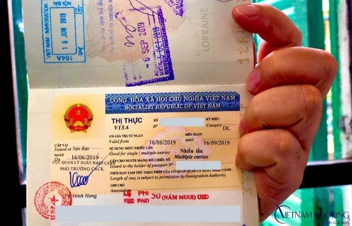  quy tr&igrave;nh&nbsp;chuyển visa từ passport cũ sang passport&nbsp;mới