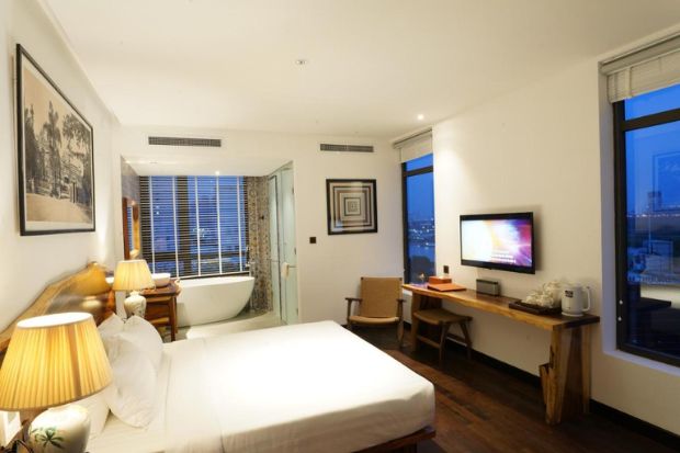 Phòng ngủ có cửa sổ