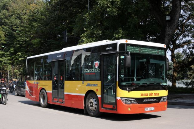 Xe buýt đến Phố cổ
