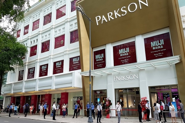 Khách sạn gần trung tâm thương mại Parkson