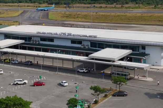Sân bay Phú Bài