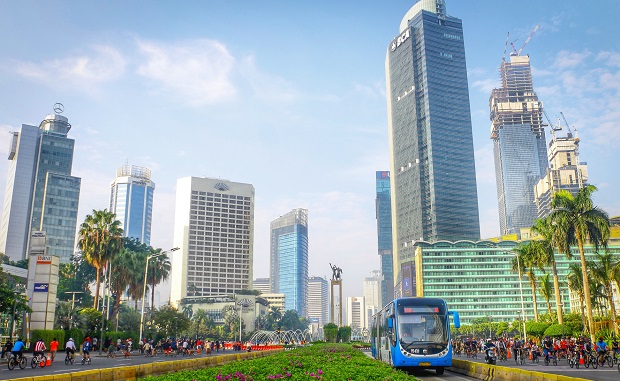 thời gian bay H&agrave; Nội đến Jakarta