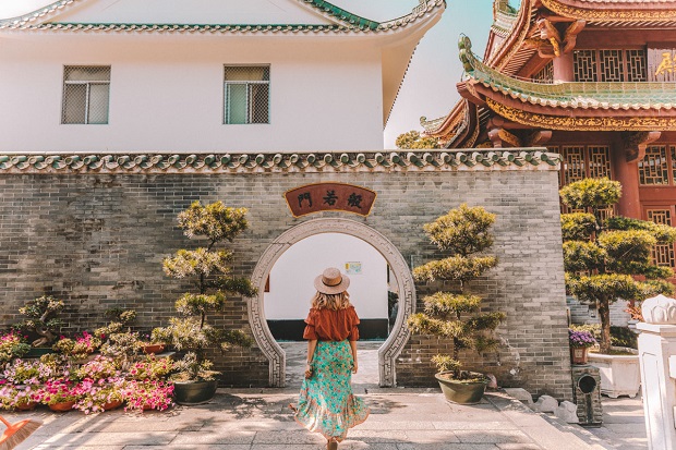 Kiến trúc Trung Hoa cổ kính cũng giúp du khách có trải nghiệm mới khi ghé thăm Quảng Châu vé máy bay từ Hà Nội đi Quảng Châu