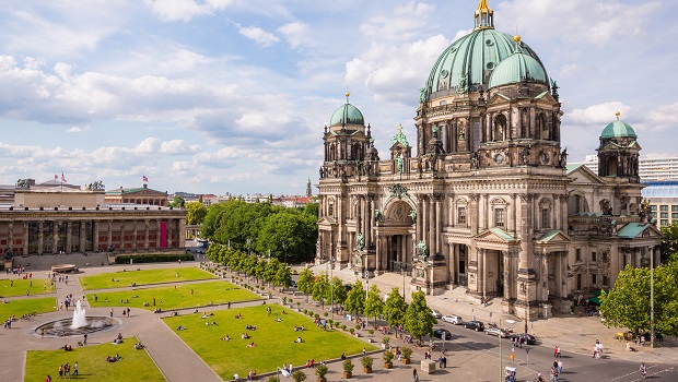 thời gian bay hồ ch&iacute; minh đến Berlin