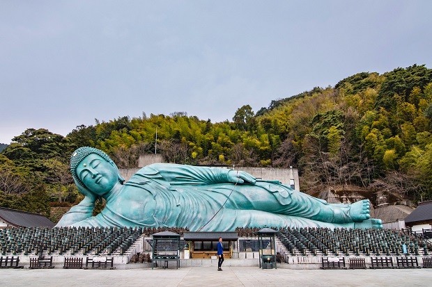 vé máy bay từ Hà Nội đi Fukuoka
