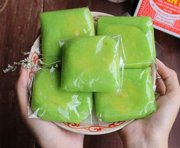 Đừng quên mang bánh cốm Hà Nội thơm ngon về làm quà sau chuyến du lịch thủ đô bánh cốm Hà Nội