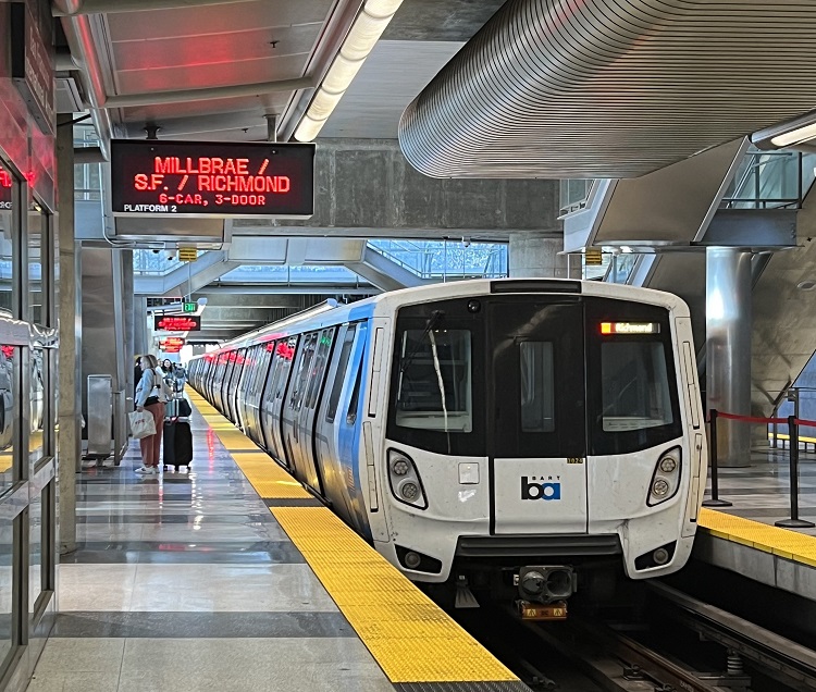 di chuyển ở Mỹ