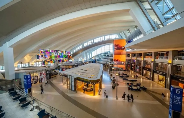 Khu vực sảnh check-in tại Terminal B
