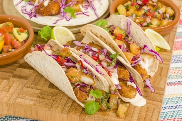 Fish Taco là món ăn đường phố nên thử khi đến San Diego