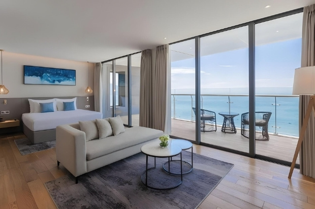 Khách sạn Sel de Mer Hotel and Suites với view biển tuyệt đẹp 