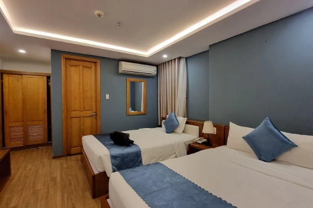 Khách sạn Merry Land Đà Nẵng có vị trí gần trung tâm phòng thoáng sạch sẽ