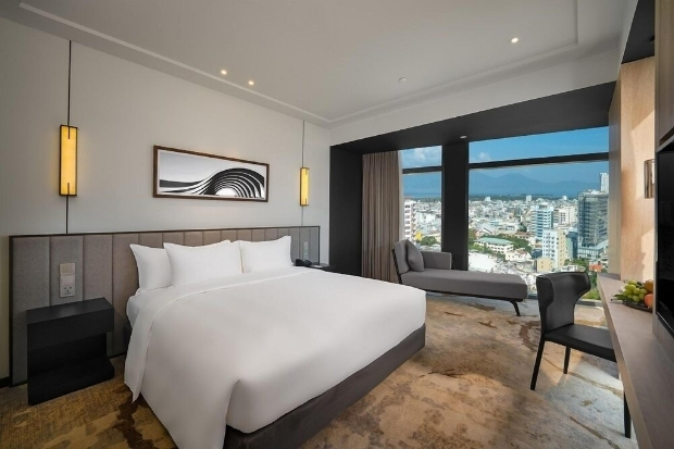 Crowne Plaza Danang City Centre với phòng nghỉ sang trọng dịch vụ cao cấp 