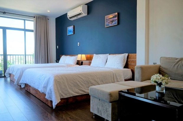 Khách sạn Đà Nẵng có view đẹp về đêm phòng rộng rãi