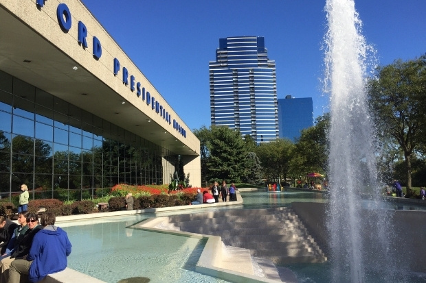 Bảo tàng Tổng thống Gerald R. Ford điểm đến nổi bật ở Grand Rapids