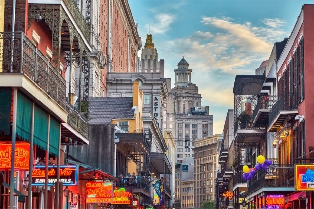 Phố Bourbon điểm đến nổi bật ở New Orleans