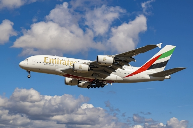 Máy bay Emirates cất cánh với thiết kế sang trọng với dịch vụ hiện đại 