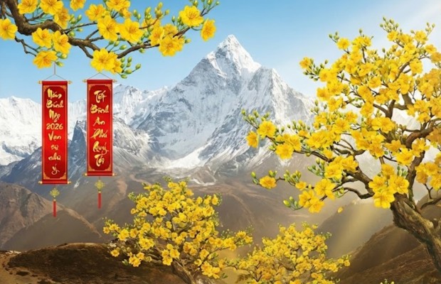 N&uacute;i non phủ tuyết trắng, &aacute;nh nắng v&agrave;ng nhẹ