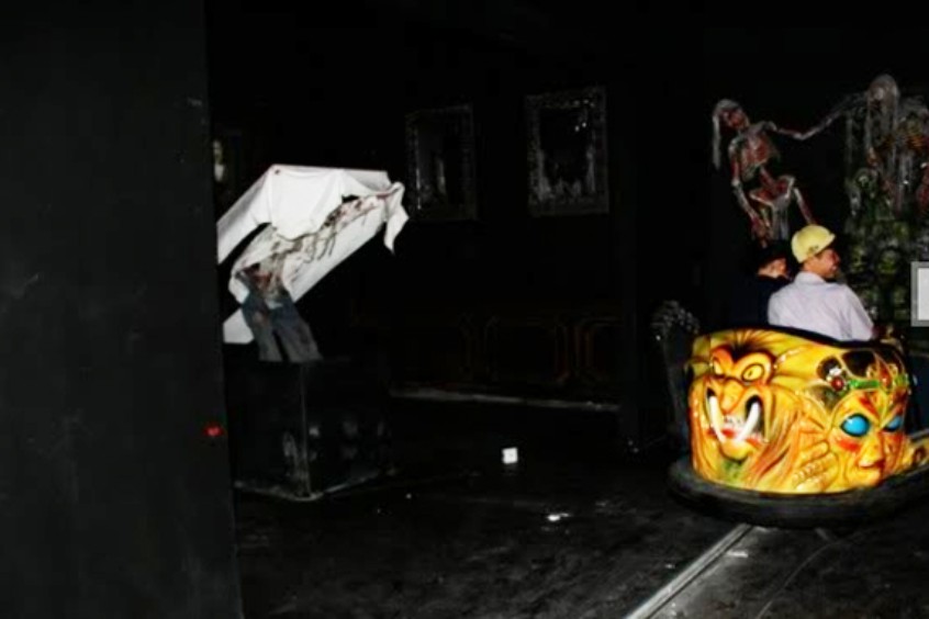 Trải nghiệm Nh&agrave; ma Ba Na Hills kh&ocirc;ng gian &acirc;m u r&ugrave;ng rợn với nh&acirc;n vật kinh dị