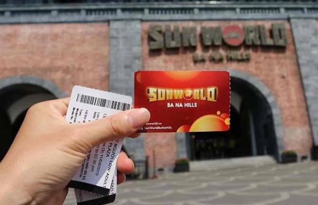  gi&aacute; v&eacute; tham quan B&agrave; N&agrave; Hills