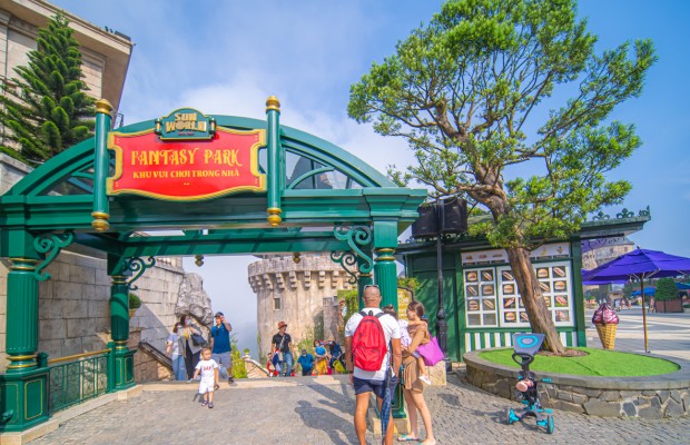 khu vui chơi giải tr&iacute; B&agrave; N&agrave; Hills Fantasy park