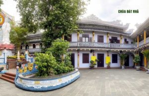 Chùa Bát Nhã Đà Nẵng có gì đặc biệt hút khách năm 2026?