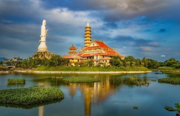 Thiền Viện Bồ Đề Li&ecirc;n Chiểu Đ&agrave; Nẵng tĩnh t&acirc;m cầu duy&ecirc;n