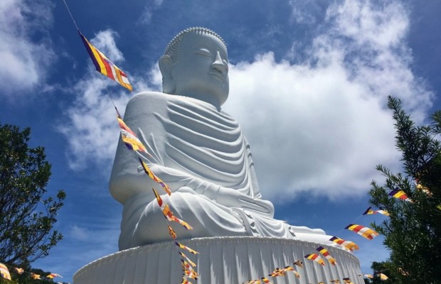 Chi tiết tượng Phật Th&iacute;ch Ca tại ch&ugrave;a Linh Ứng B&agrave; N&agrave;