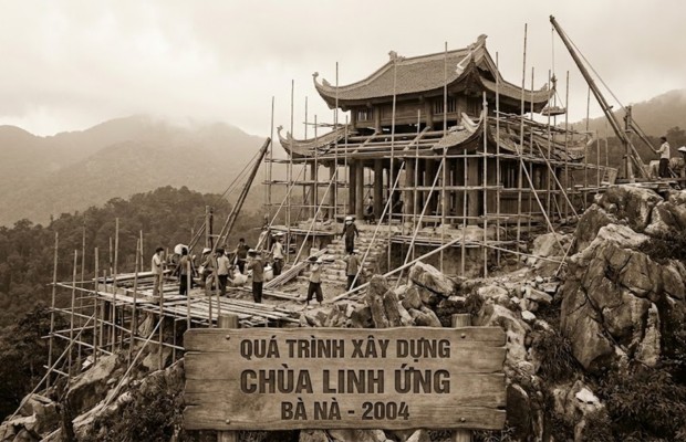 qu&aacute; tr&igrave;nh x&acirc;y dừng ch&ugrave;a b&agrave; n&agrave;