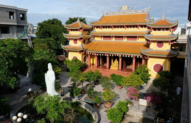 to&agrave;n cảnh ch&ugrave;a Phổ đ&agrave; nh&igrave;n từ tr&ecirc;n cao