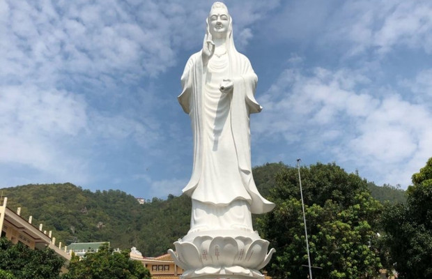 Tượng Phật B&agrave; Quan &Acirc;m ch&ugrave;a Phổ Đ&agrave; Đ&agrave; Nẵng