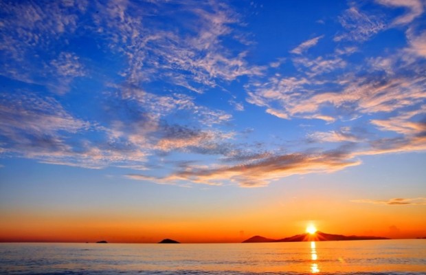 Bi&ecirc;̉n mỹ kh&ecirc;