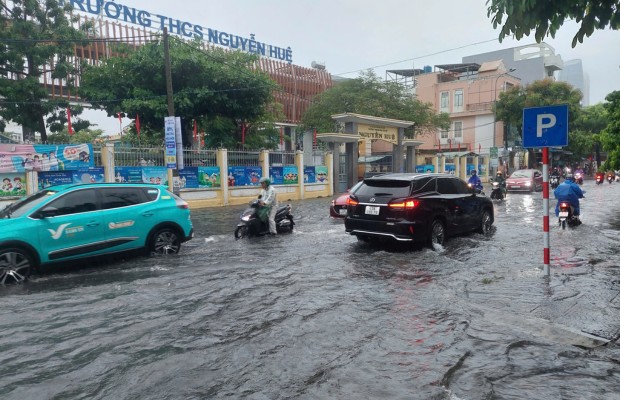 đ&agrave; nẵng m&ugrave;a mưa b&atilde;o