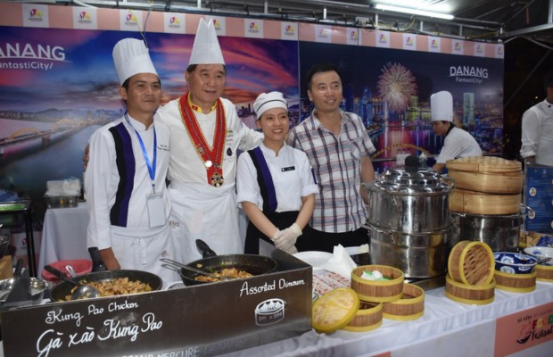 C&aacute;c đầu bếp&nbsp;thế giới sẽ trực tiếp biểu diễn kỹ thuật nấu ăn thượng thừa.