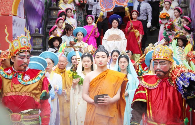 Lễ hội Qu&aacute;n Thế &Acirc;m Đ&agrave; Nẵng tại Ngũ H&agrave;nh Sơn th&aacute;ng 2 &acirc;m lịch