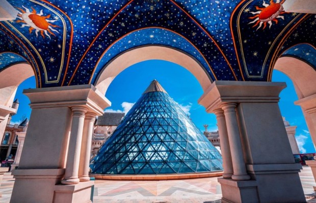 M&aacute;i v&ograve;m nghệ thuật